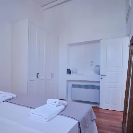 Retreat Paros - The Door Apartment Exterior photo